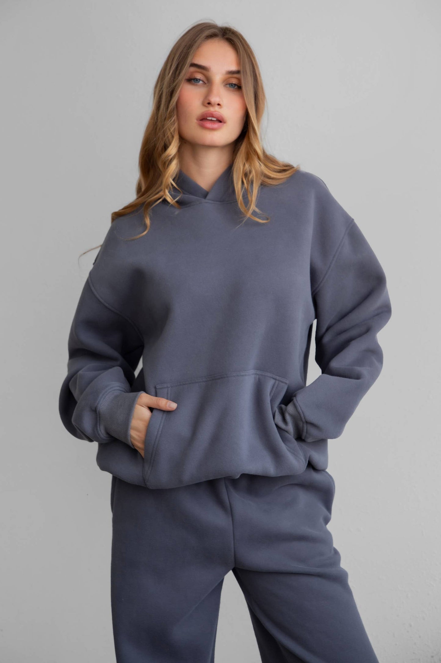 DAMI Cloud Fleece Classic Oversized Hoodie Kangaroo Pocket