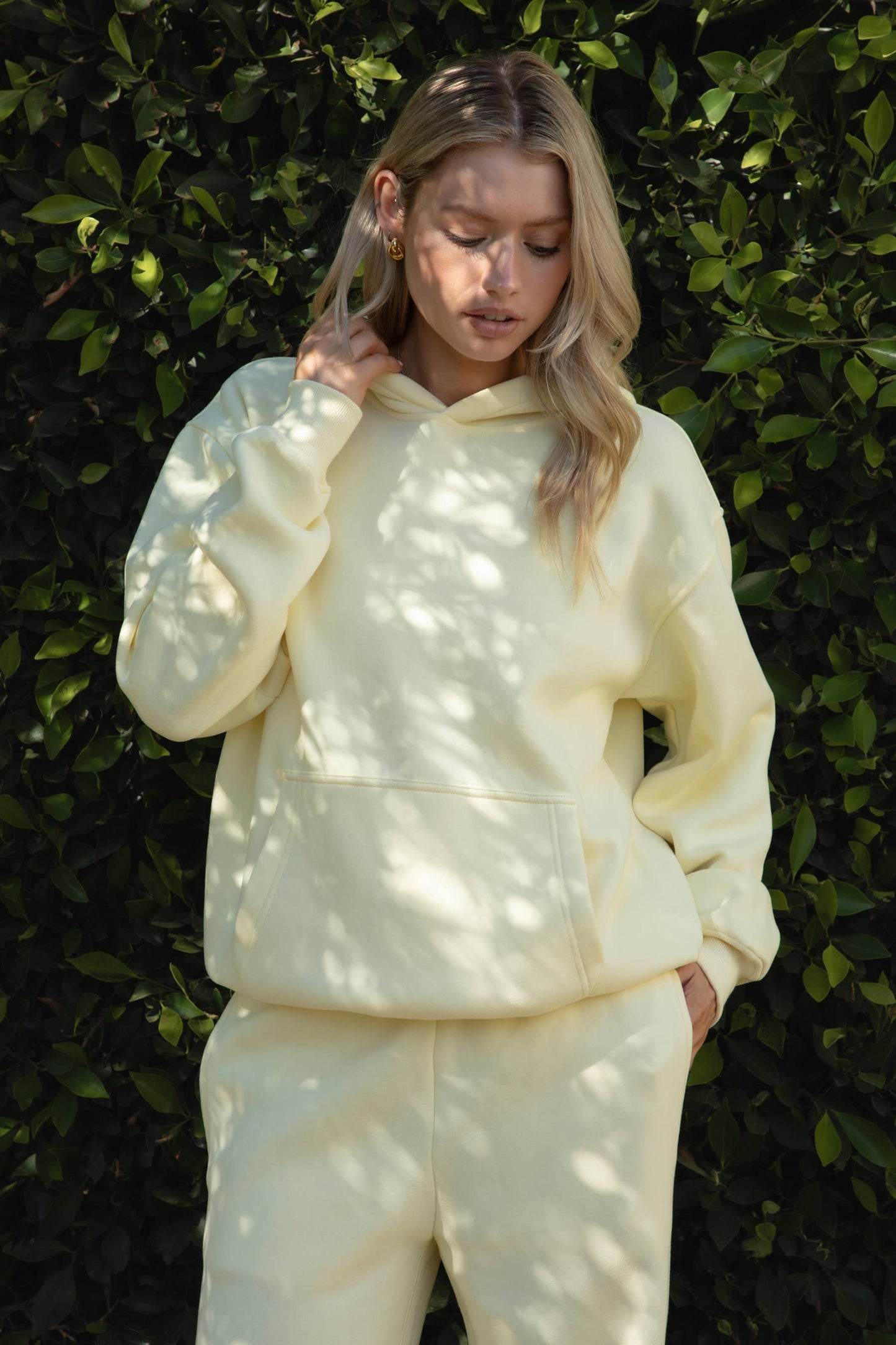 DAMI Cloud Fleece Classic Oversized Hoodie Kangaroo Pocket
